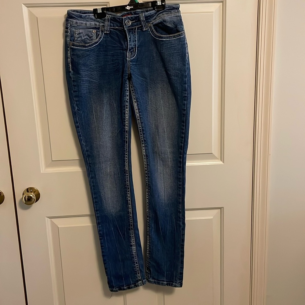 Red rivet, skinny leg jeans